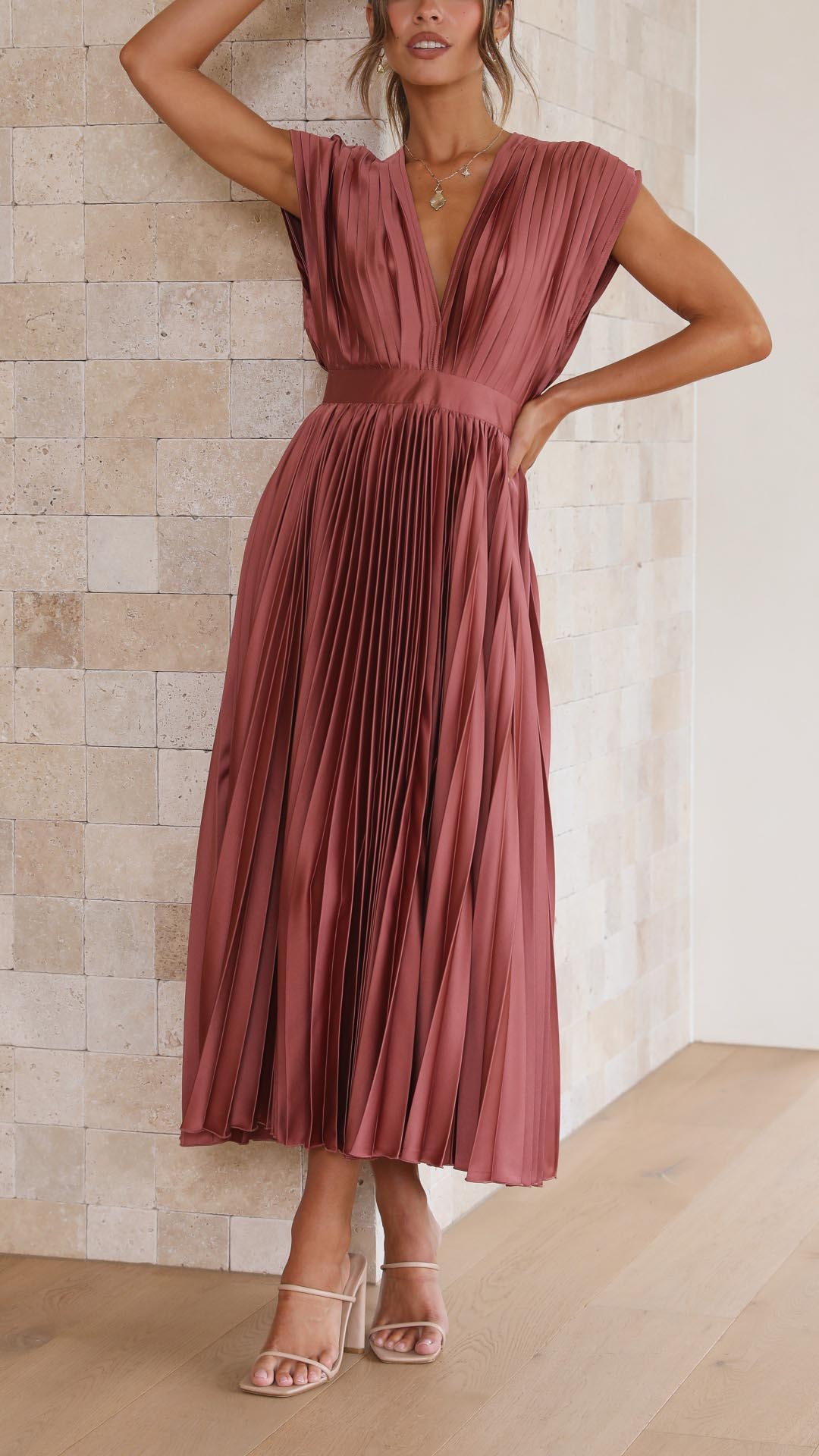 Greta | Women's Pleated V-Neck Midi Dress - Antique Pink
